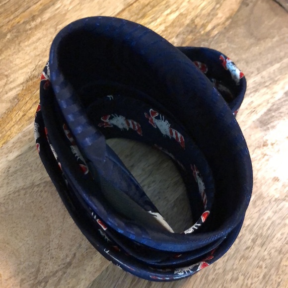 DR SEUSS The Cat In The Hat men’s SILK Tie NEW - Picture 11 of 14